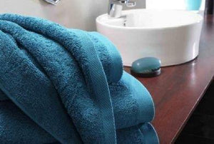 Trella 100% Cotton 500 GSM Large Cotton Bath Towel Set - 2 Piece :: 140 x 70 cm (Green Blue) - Home Decor Lo