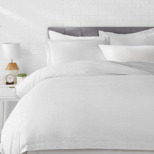 Load image into Gallery viewer, AmazonBasics Microfiber 3-Piece Quilt/Duvet/Comforter Cover Set - Queen, Grey Crosshatch - with 2 pillow covers - Home Decor Lo