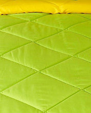 Load image into Gallery viewer, Amazon Brand - Solimo Microfiber Reversible Comforter, Single (Olive Green & Cheery Yellow, 200 GSM) - Home Decor Lo