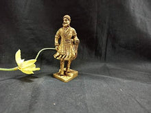 Load image into Gallery viewer, BHARAT HAAT Chhatrapati Shivaji Collectible Handicraft Small Art Idol - Home Decor Lo