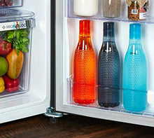 Load image into Gallery viewer, Amazon Brand - Solimo Plastic Fridge Bottle Set (3 pieces, 1L, Checkered pattern, Multicolour) - Home Decor Lo