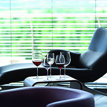 Load image into Gallery viewer, Riedel Sommeliers Bordeaux Grand Cru Wine Glass, Set of 2 - Home Decor Lo
