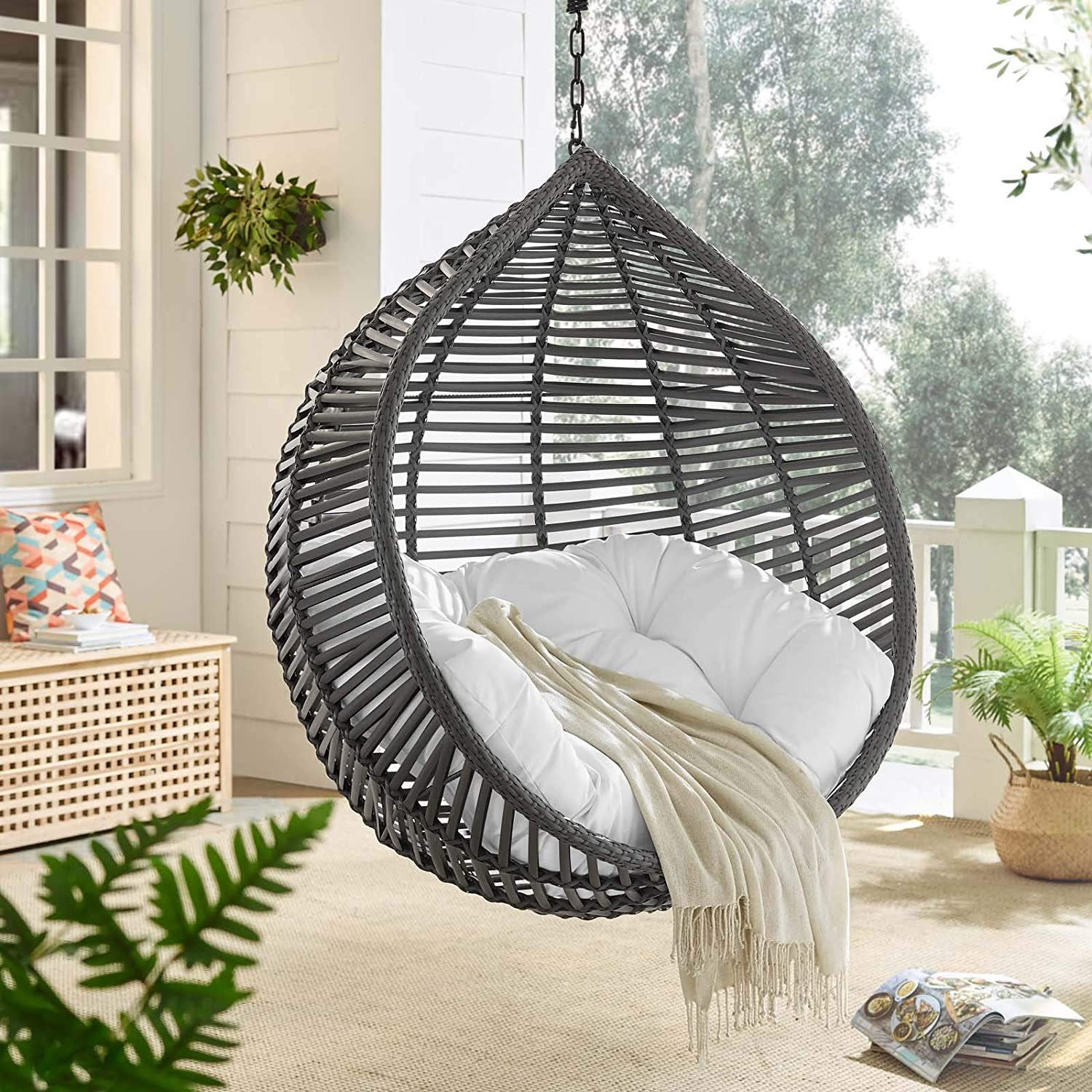 10 Summer-Ready Outdoor Hanging Chairs - DigsDigs