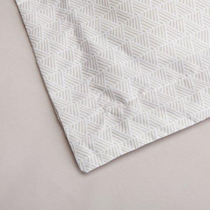 AmazonBasics Microfiber 3-Piece Quilt/Duvet/Comforter Cover Set - Queen, Grey Crosshatch - with 2 pillow covers - Home Decor Lo