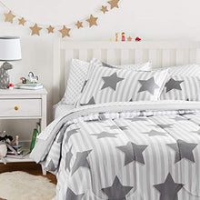 Load image into Gallery viewer, AmazonBasics Easy-Wash Microfiber Kid&#39;s Bed-in-a-Bag Bedding Set - Full / Queen, Grey Stars - Home Decor Lo