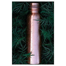 Load image into Gallery viewer, UDDHAV GOLD Pure Copper Bottle for Water 1 Liter Dirt Proof Leak Proof and Joint Less Ayurveda and Yoga Health Benefits Water Bottle (Mat Finish) - Home Decor Lo