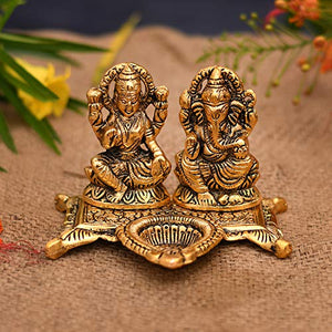 Collectible India Laxmi Ganesh Idol Showpiece Oil Lamp Diya Deepak - Metal Lakshmi Ganesh Statue - Diwali Home Decoration Items - Lakshmi Ganesh for Diwali puja - Home Decor Lo