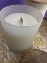 Load image into Gallery viewer, Crackling Wood Wick Scented Candle in Frosted Jar with Lid