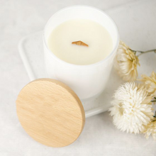 Load image into Gallery viewer, Crackling Wood Wick Scented Candle in Frosted Jar with Lid